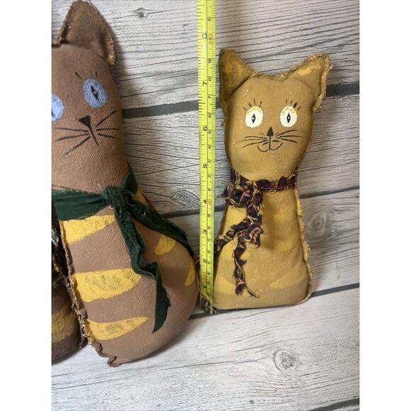 Three Primitive Halloween /Autumn Pumpkin Hand painted Fabric Cat - Picture 8 of 8